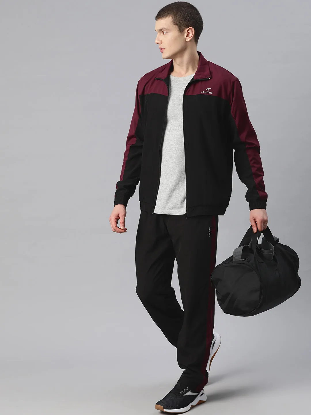 Alcis Men Pioneer Pro Colourblocked Sports Tracksuit