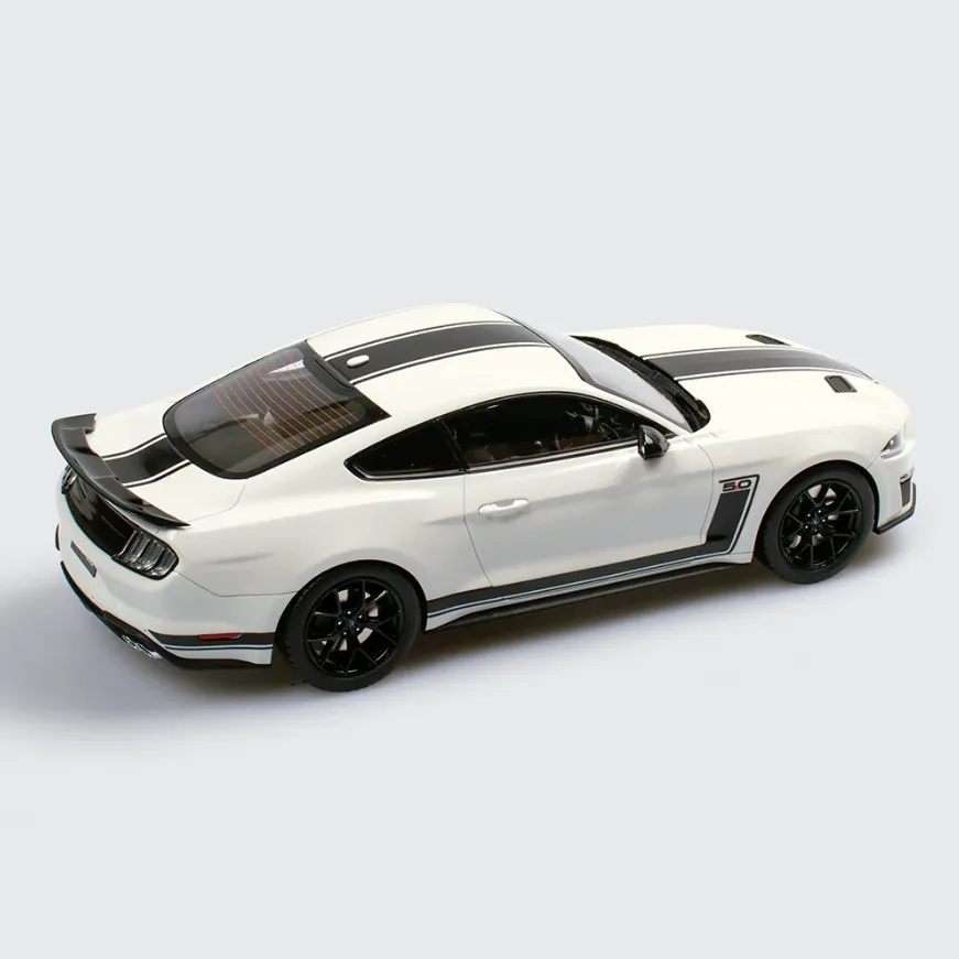 Authentic Collectables Ford Mustang R-SPEC - Oxford White, 1:18 Scale Diecast Car