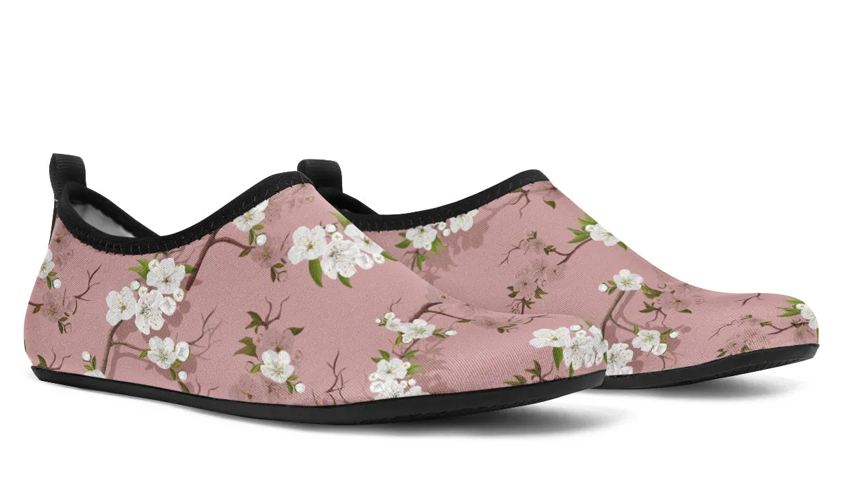 Peach Blossoms Water Shoes