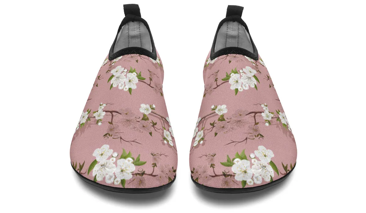 Peach Blossoms Water Shoes