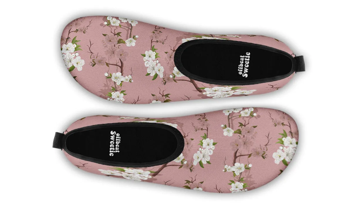 Peach Blossoms Water Shoes